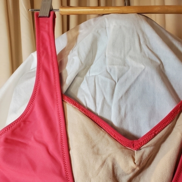 0054. EUC ~ Speigal ~ Full Coverage ~ Swimsuit ~ Sweetheart Neckline ~ Ruched - Picture 6 of 10